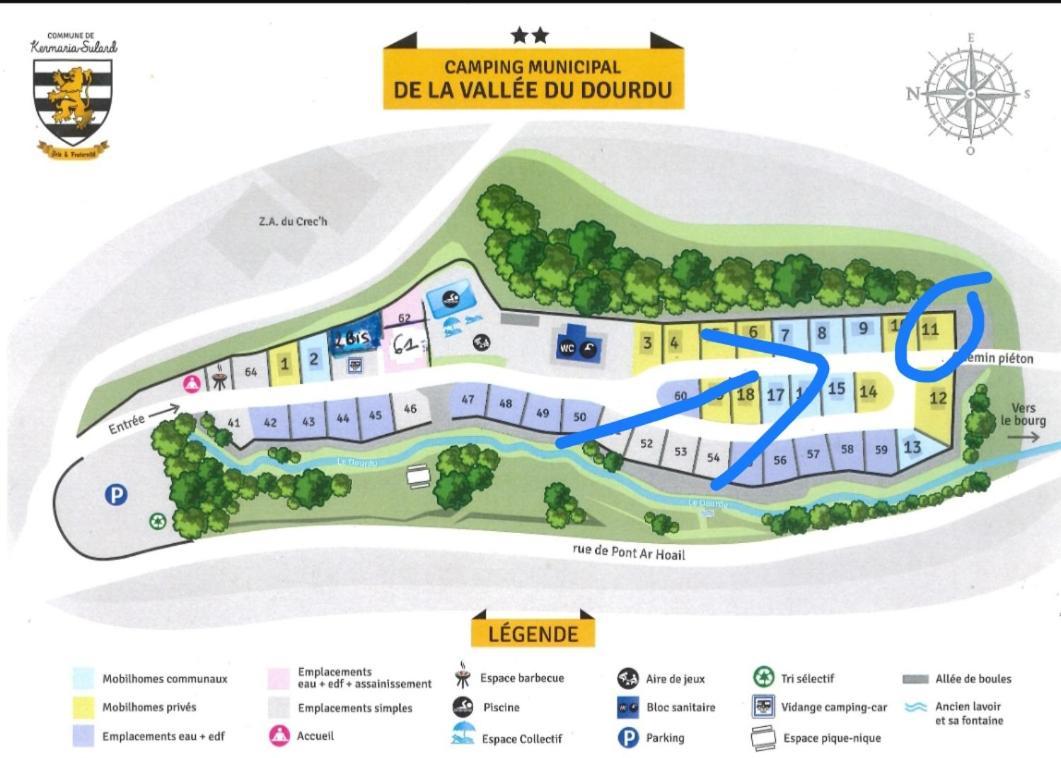 Mobil-Home Dans Camping Municipal Kermaria-Sulard Esterno foto